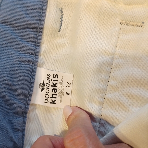 Dockers Blue Khaki's Sz 33 - Picture 2 of 6